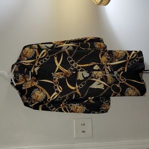 Women's plus-size blouse